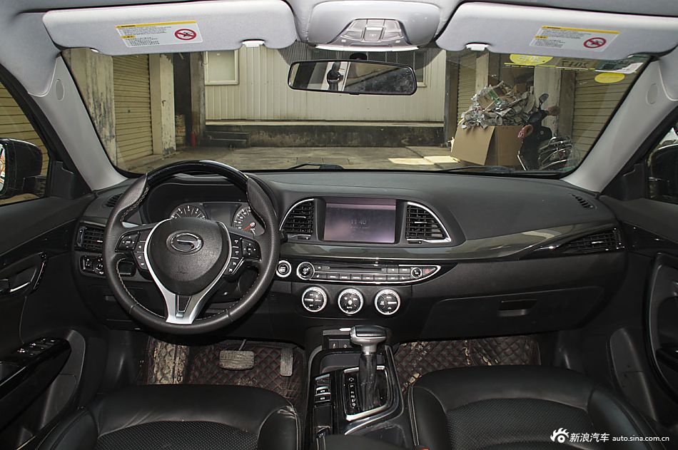 2015款传祺GA6 1.8T自动豪华导航版