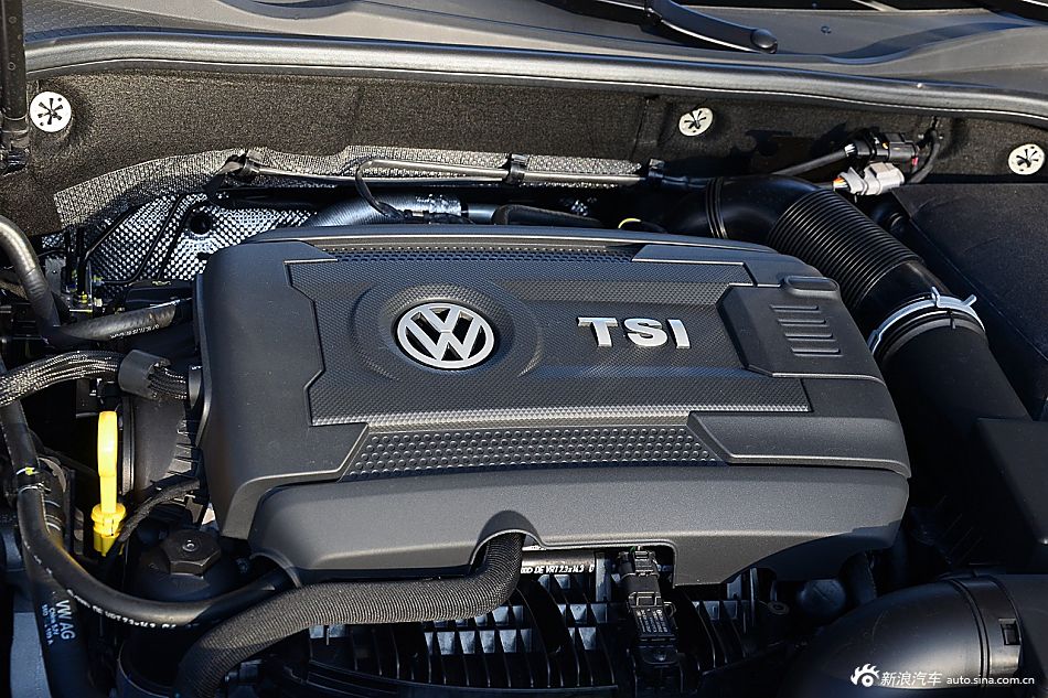 2016款帕萨特2.0T自动至尊版380TSI