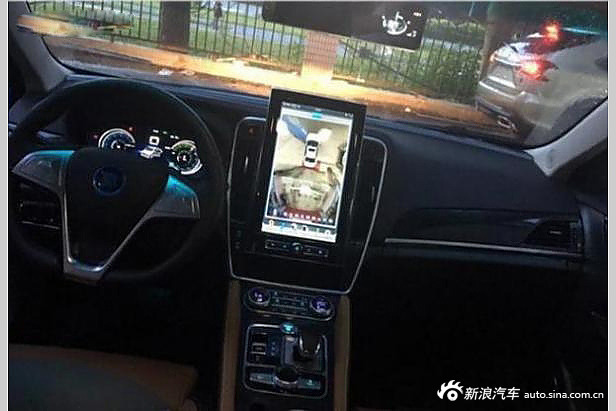 比亚迪秦插电式混动版内饰曝光