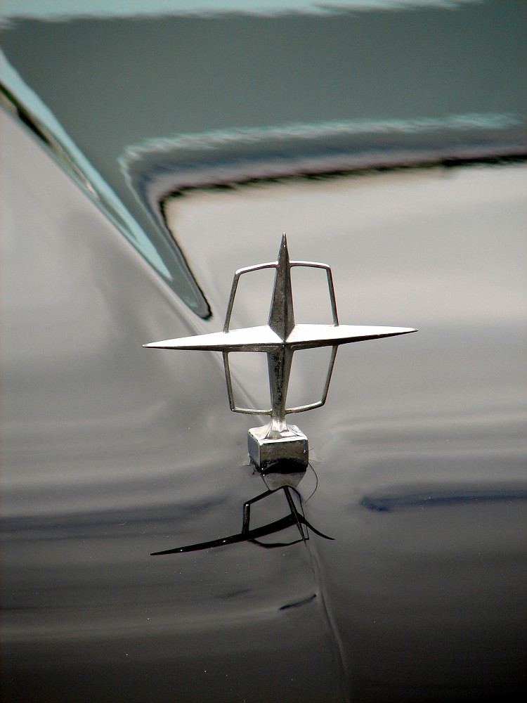 各时代的lincoln林肯车标