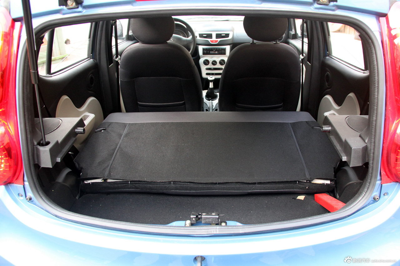 2013款奇瑞qq_qq空间图片22981303_汽车图库_新浪汽车_新浪网