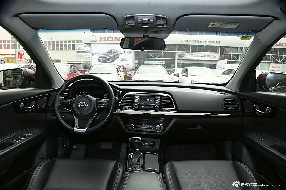 2014款起亚K4 1.6T自动PRM