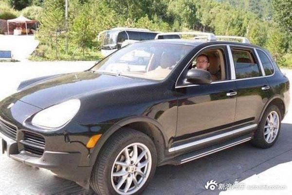 直到释永信事件曝光,人们才知道原来大师们也大鱼大肉,豪车代步.