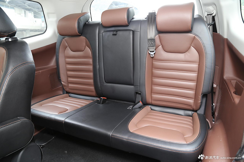 2016款风行SX6 1.6L自动尊享型