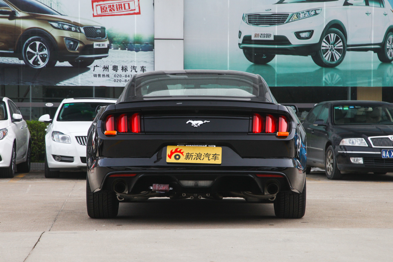 2016款野马2.3t自动性能版