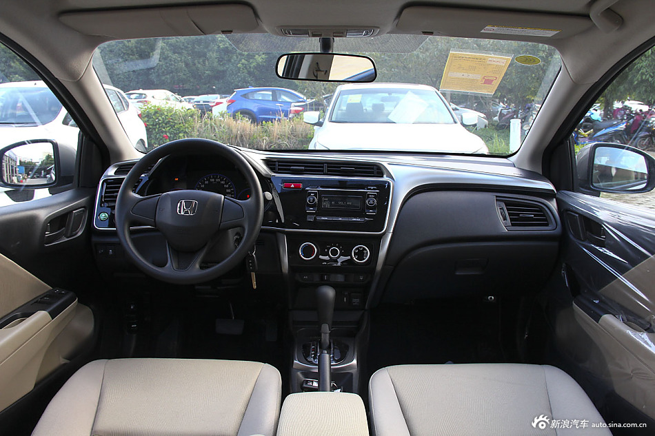 2015款锋范 1.5LCVT豪华版