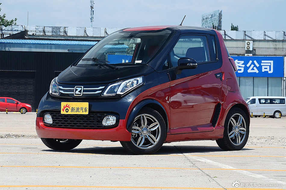 2016款众泰E200科技版