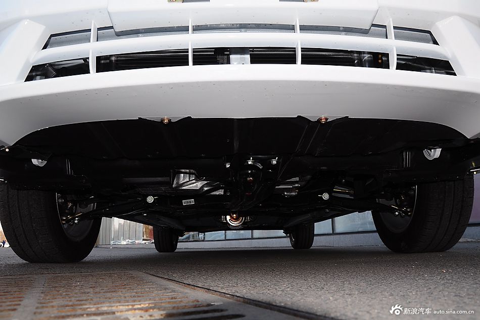 2015款比亚迪全新F3节能版1.5L手动豪华版