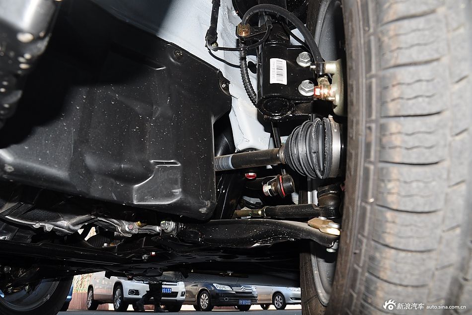 2015款比亚迪全新F3节能版1.5L手动豪华版