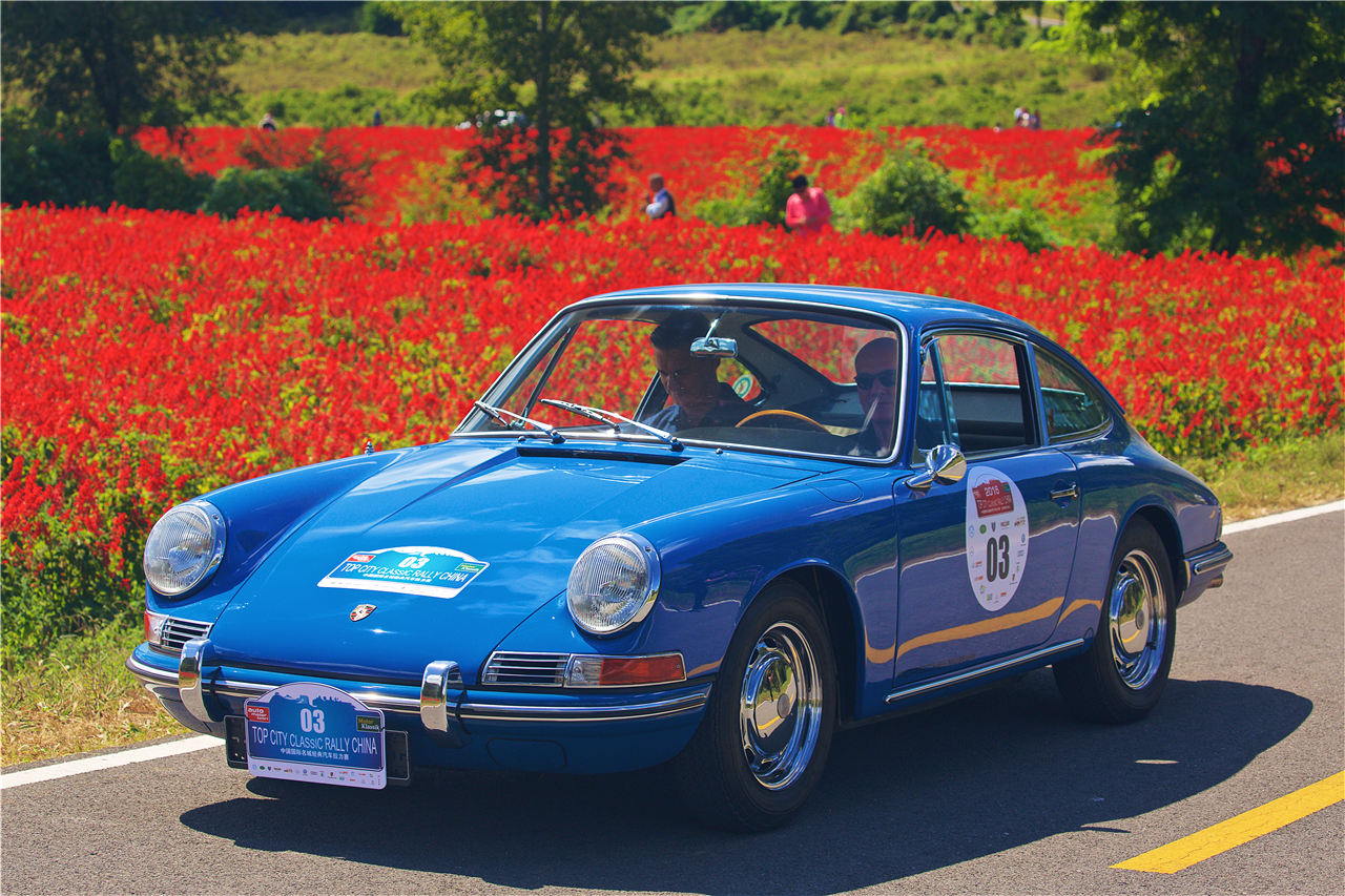 结缘四十载 访保时捷全球CFO麦思格