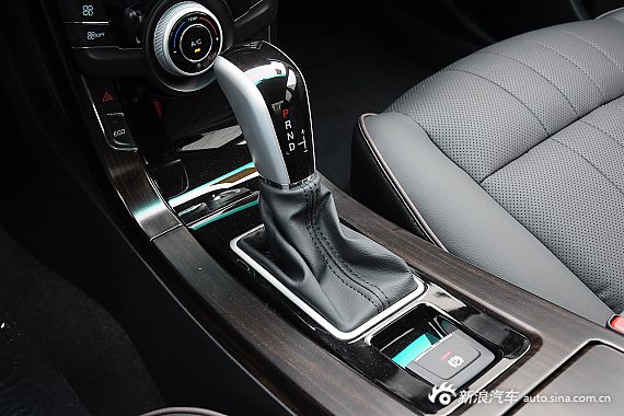 2015款纳5 1.8T自动智尊型