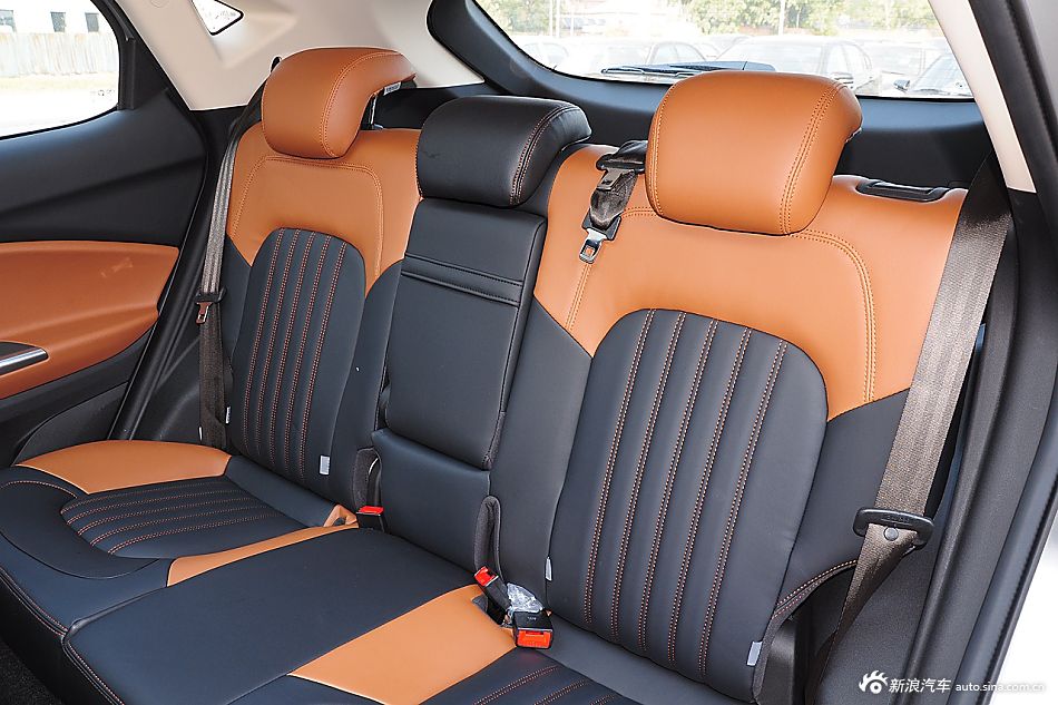 2015款DX7 1.5T自动豪华型