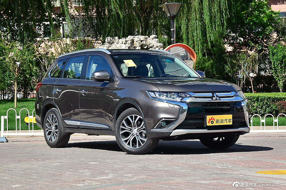 2016款欧蓝德2.4L自动四驱尊贵版7座