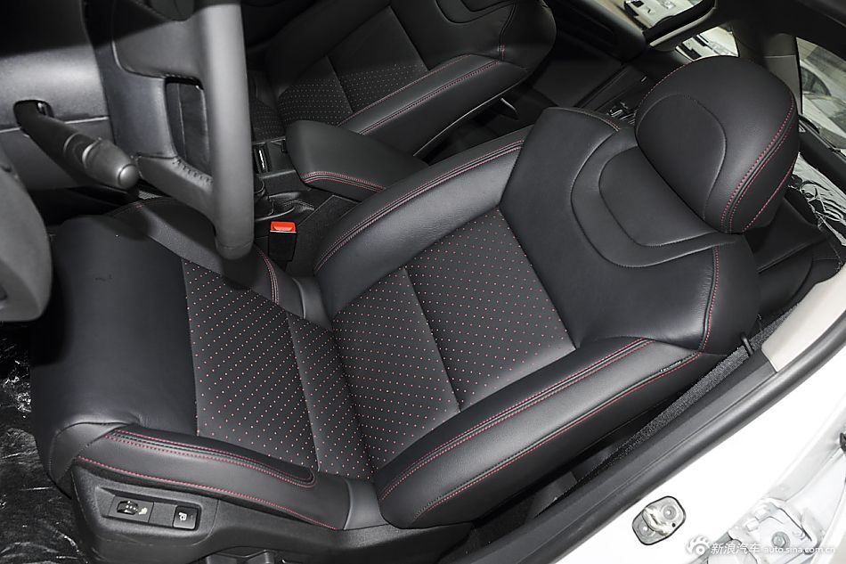 2016款雪铁龙C5 1.8T自动尊贵型