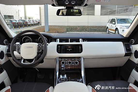 2015款揽胜运动版3.0 V6 SC 锋尚创业版