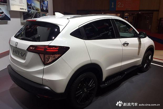 2016巴黎车展：本田缤智黑色版正式发布