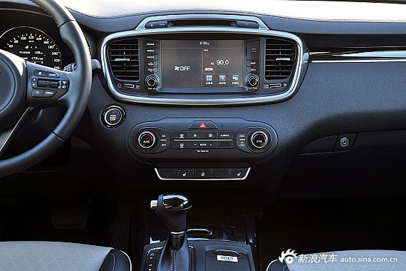 2015款索兰托L 2.4L GDI汽油四驱精英版