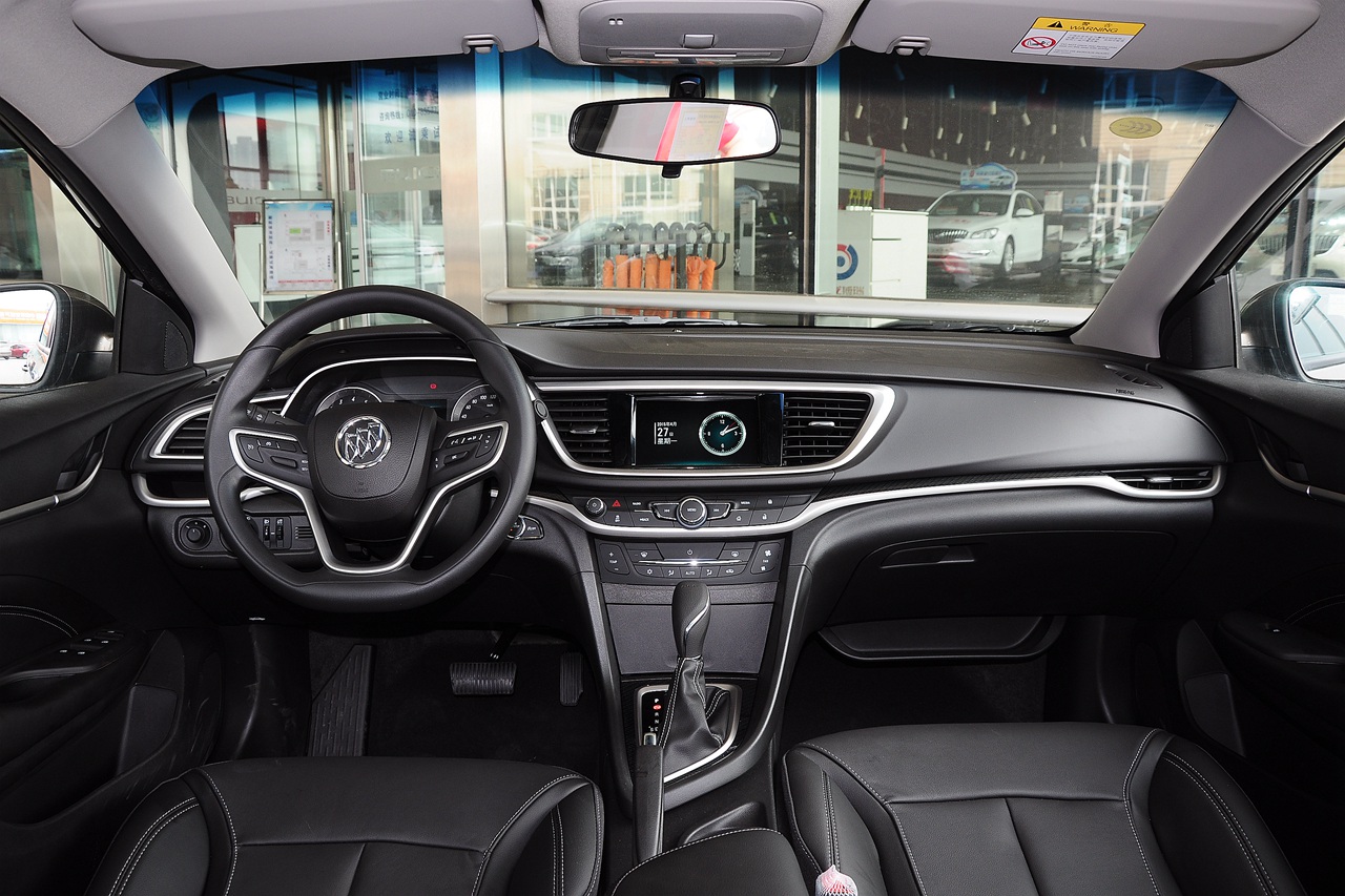 2015款英朗1.4t自动豪华型18t