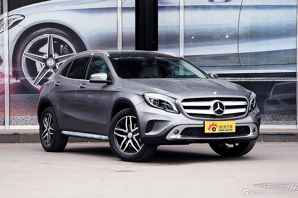 2015款 奔驰GLA220 4MATIC时尚型
