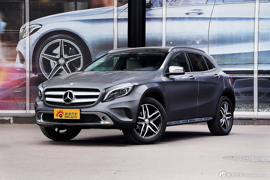 2015款 奔驰GLA220 4MATIC时尚型