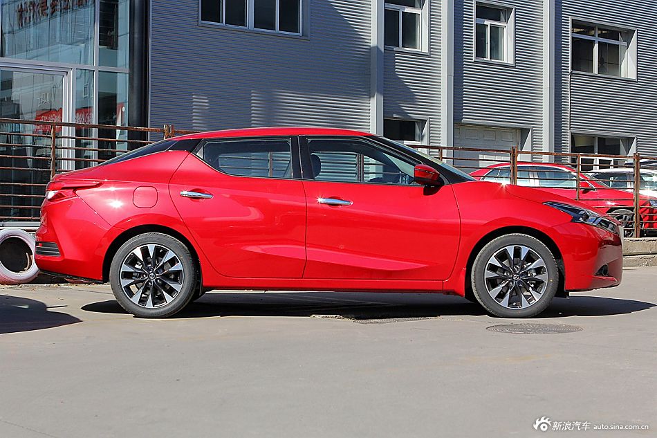 2016款蓝鸟 1.6L CVT高能版