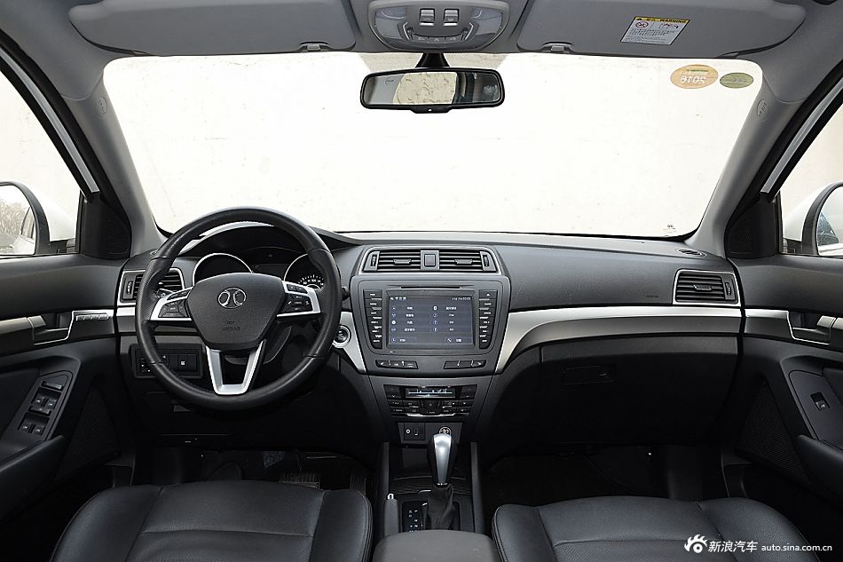 2015款绅宝X65 2.0T自动豪华型