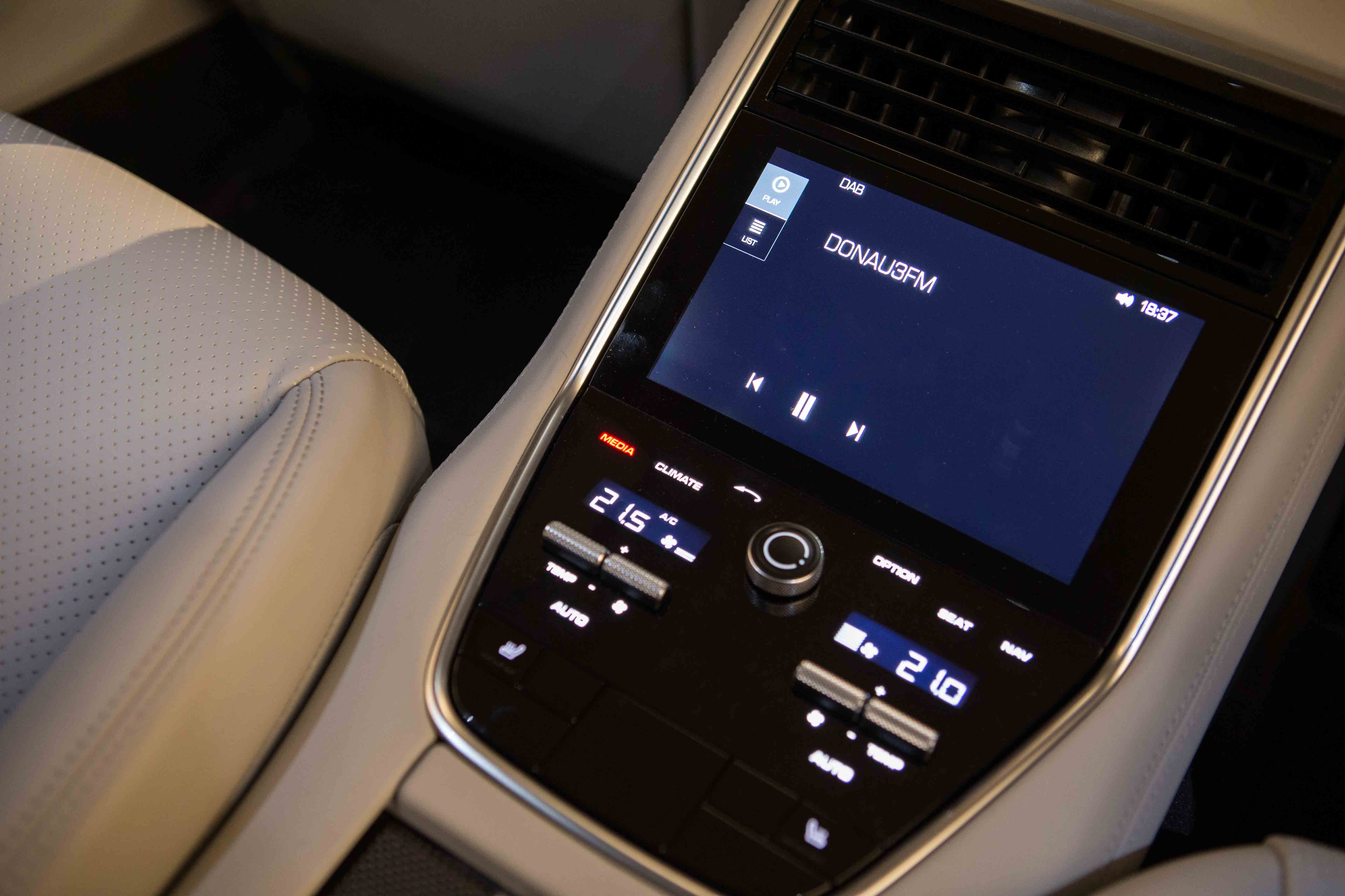 保时捷全新Panamera亚洲首秀