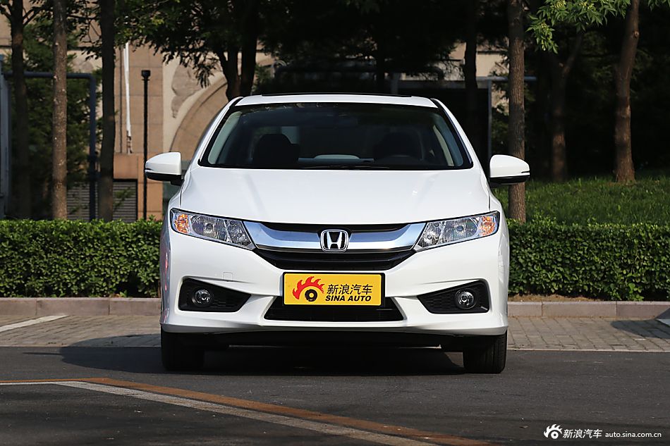 2015款 锋范1.5L CVT豪华科技版