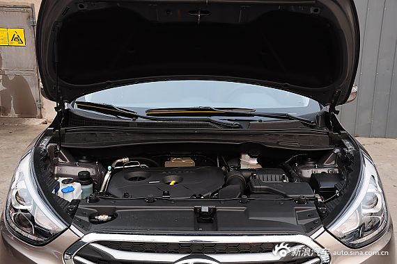 2015款北京现代ix35 2.0GL自动两驱智能型