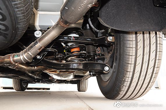 2015款全新胜达2.4L自动两驱GLS