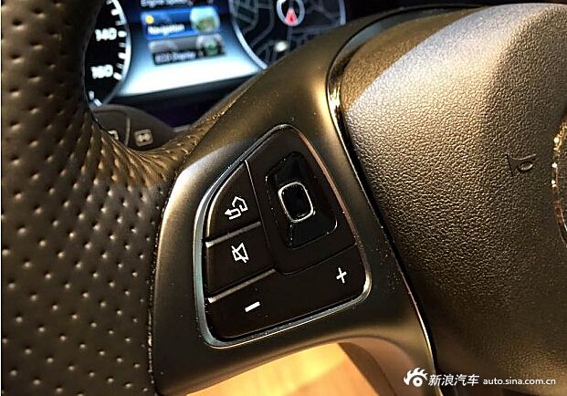 奔驰全新E级内饰细节发布