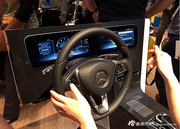 奔驰全新E级内饰细节发布