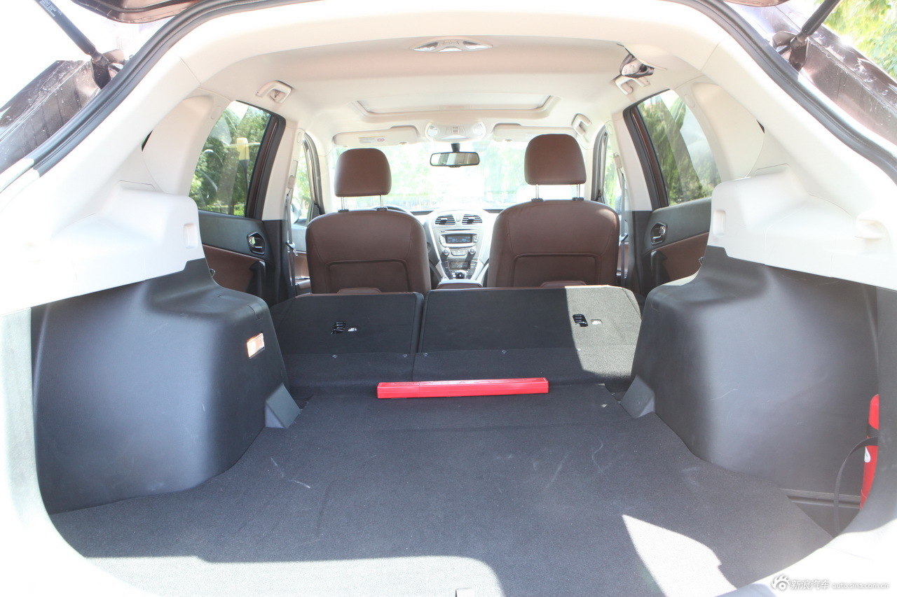 8t四驱豪华版_传祺gs5空间图片30951786_汽车图库_新浪汽车_新浪网