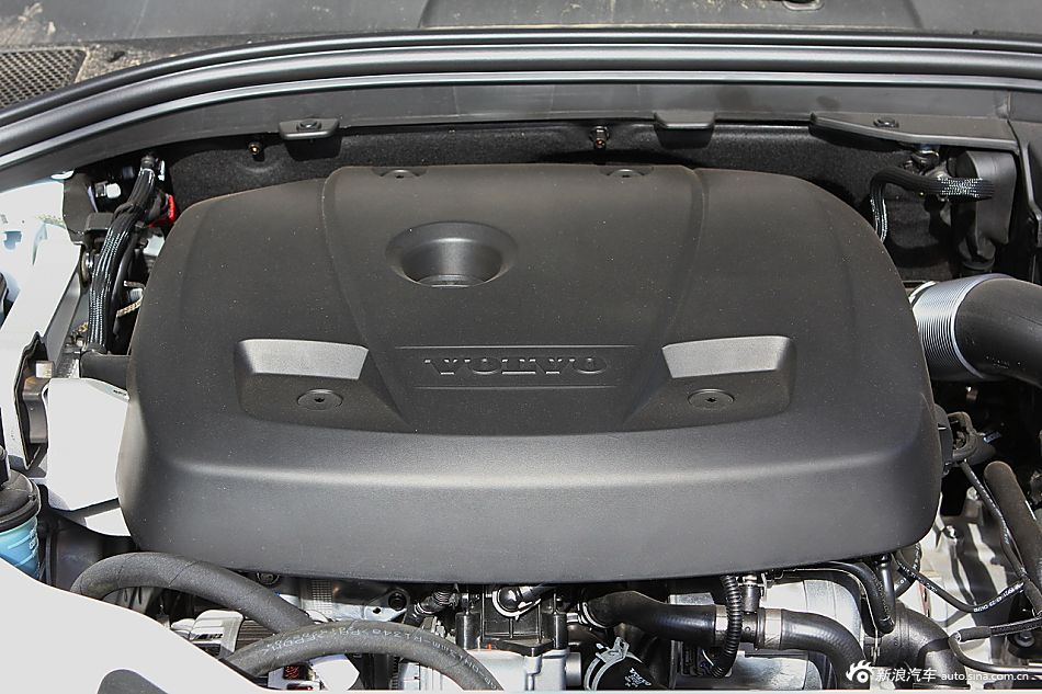 2016款沃尔沃XC60 2.0T T5智远版
