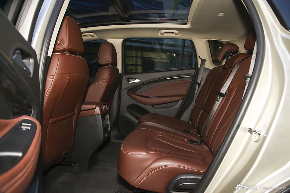 2015款昂科威20T四驱豪华型