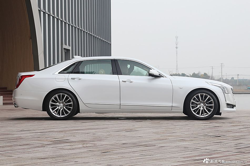 2016款CT6 3.0T自动40T铂金版