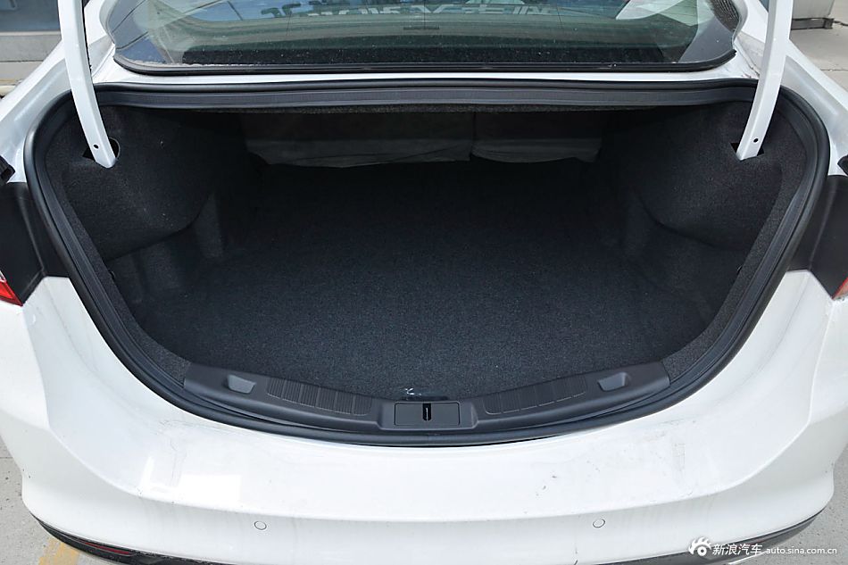 2013款蒙迪欧 2.0L GTDi200 豪华型