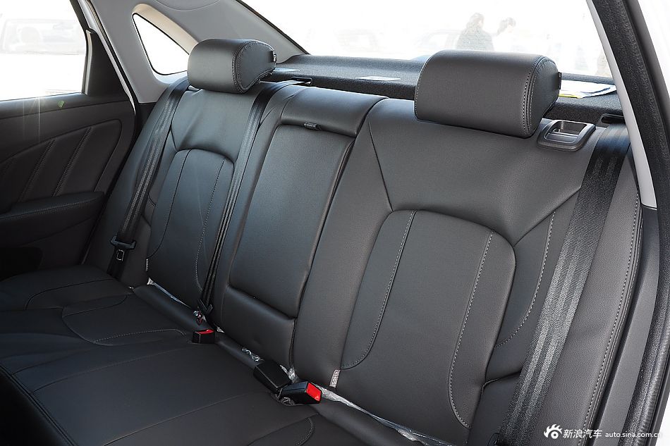 2015款艾瑞泽7 1.5T手动致尚版