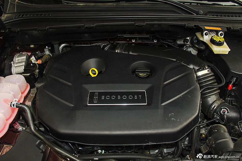2016款林肯MKC 2.0T自动四驱尊耀版