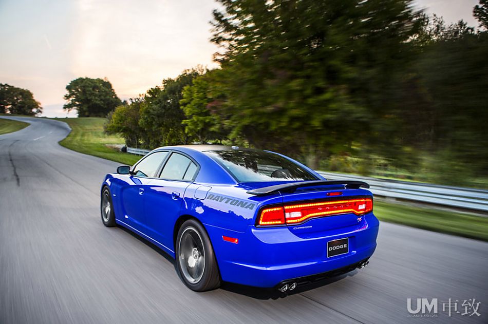 蓝色贵族 2013道奇charger daytona