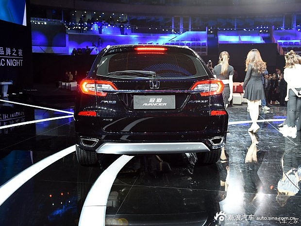 搭2.0T+9AT 本田冠道亮相2016深圳车展