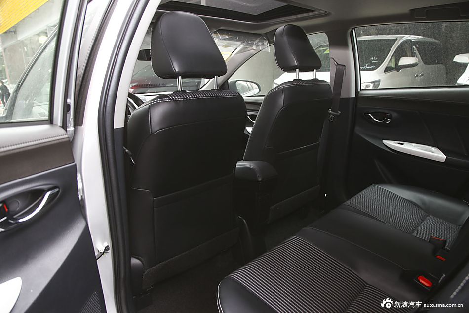 2015款YARiS L致炫1.5L自动炫动天窗特别版