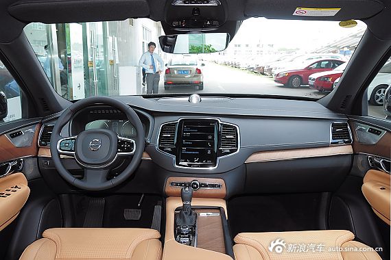 2015款沃尔沃XC90 2.0T T6限量版
