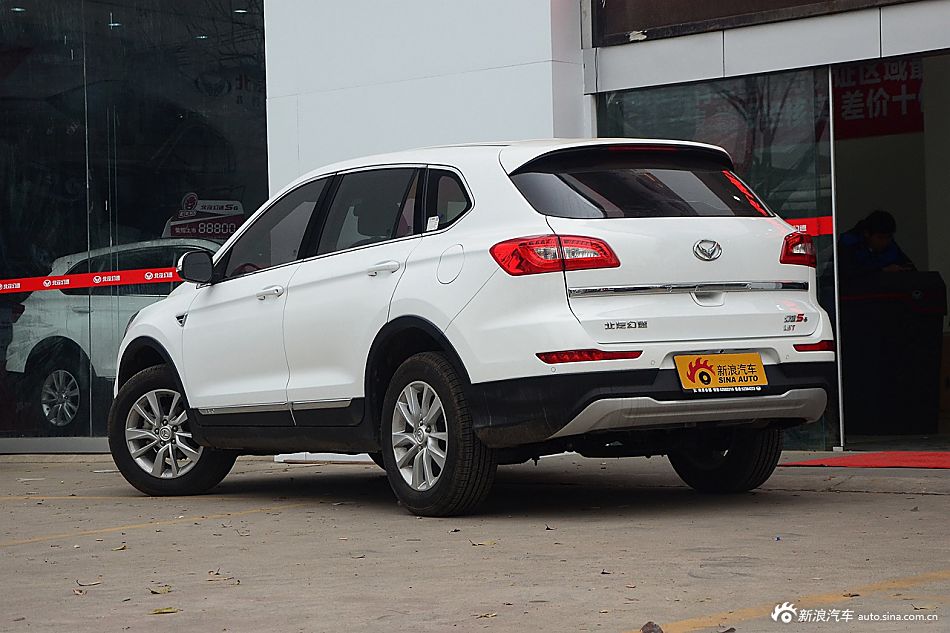 新款幻速s6上市 售8.98万起