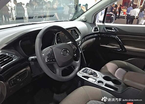 广汽传祺GS4 EV正式亮相