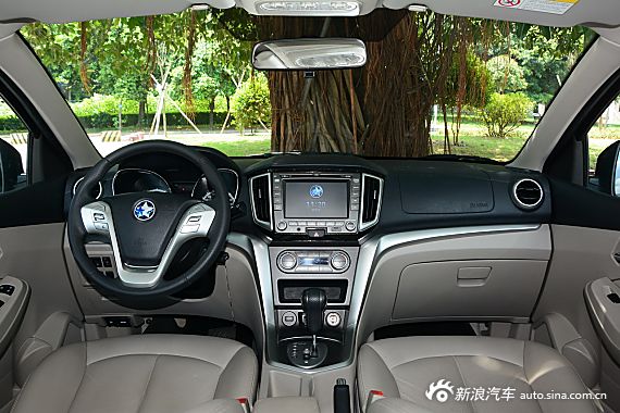 2015款启辰T70 2.0LCVT睿享版