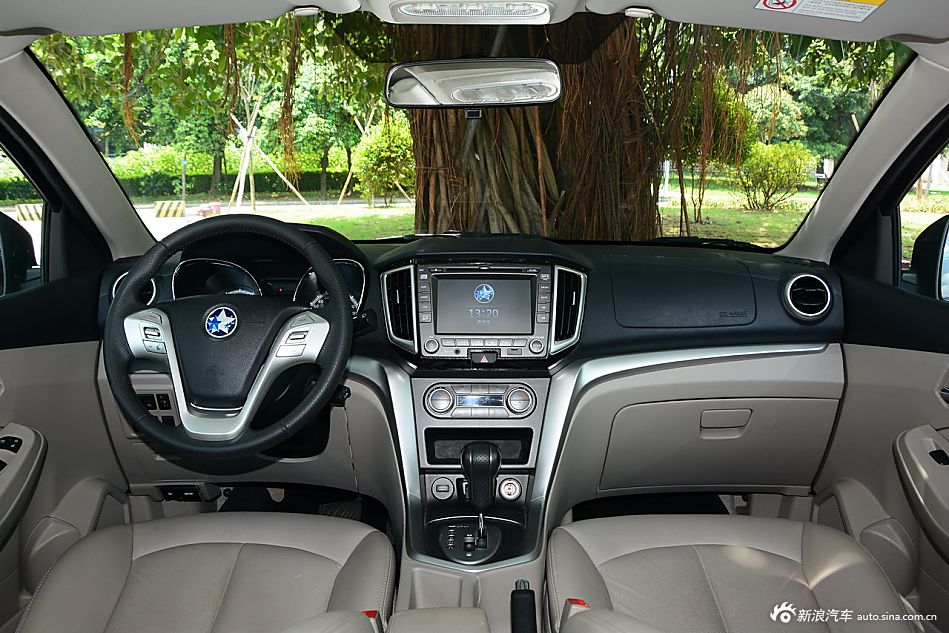 2015款启辰T70 2.0LCVT睿享版