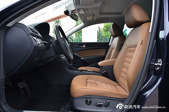 2015款帕萨特1.8T DSG至尊版