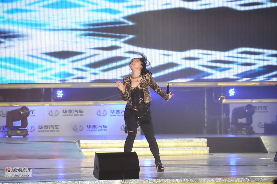 金美儿献歌_新浪汽车_新浪网