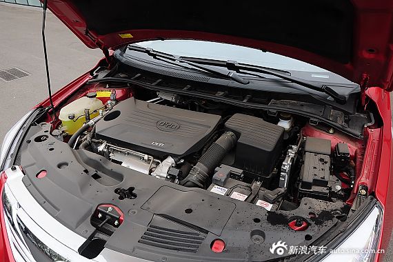 2015款比亚迪G5 1.5T自动旗舰型